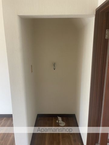 メゾンアライBの内装写真