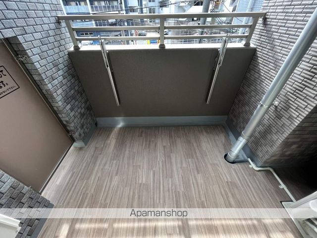 ミッドコート東三国の内装写真