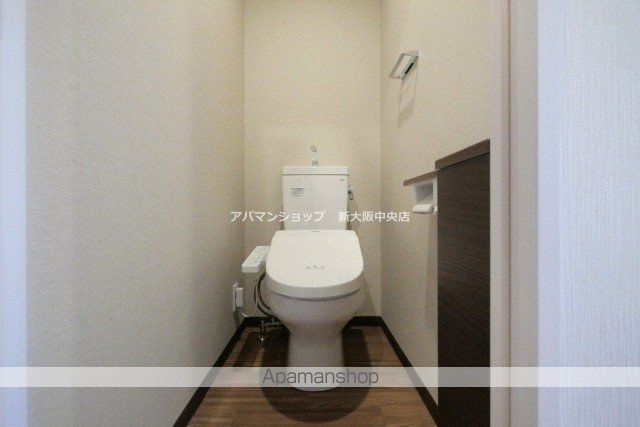 ファーストフィオーレ江坂ウエストの内装写真