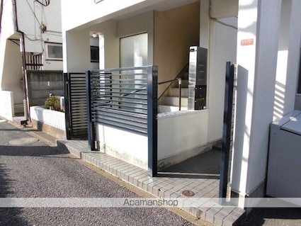 東京都杉並区高円寺北４丁目[1LDK/50.04m2]のエントランス