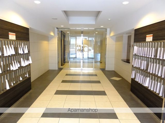 アルファタワー札幌南4条の玄関写真