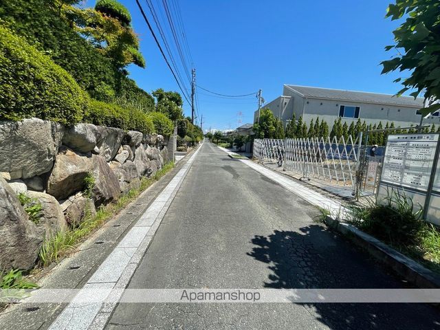 筑豊本線 原田駅 徒歩17分 2階建 築35年の玄関写真