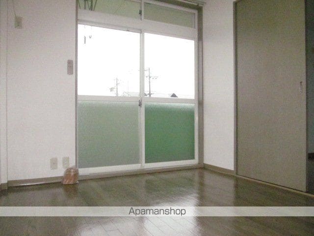 メゾンユニベールの内装写真