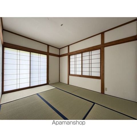 朝宮町二丁目貸家の内装写真