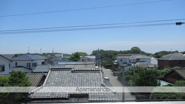 セレブ荒尾の内装写真