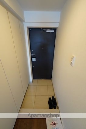 ＬＩＧＨＴ　ＴＥＲＲＡＣＥ　新宿御苑[2SLDK/68.52m2]の玄関