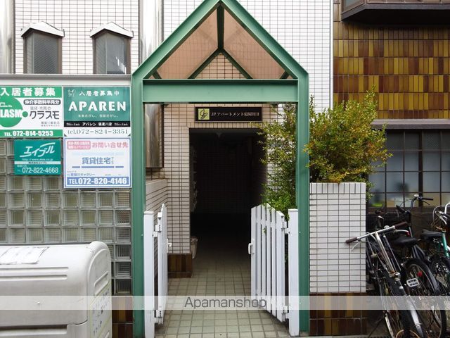 アパートメント寝屋川IIの玄関写真