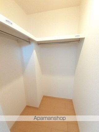 ラフィーネＡ[2LDK/57.58m2]の収納