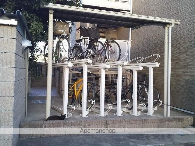 レオパレスエスタIVの外観写真