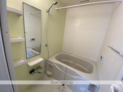 ディス・リヴィエール[2DK/45.67m2]のバス