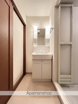 フォブール栗林南Ｂ[1LDK/41.54m2]の洗面所