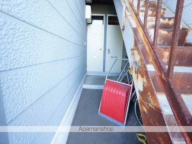 カイセイマンションの玄関写真