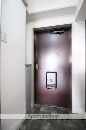 岡山県岡山市北区大元２丁目[1K/19.5m2]の玄関