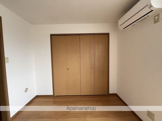 ウェアーハウス Cの内装写真