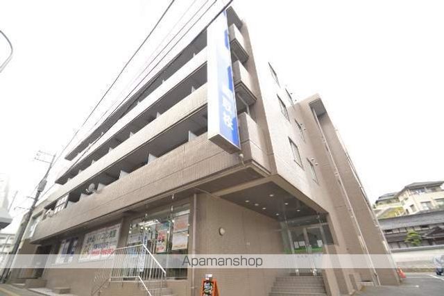 横田第二ビルの外観写真