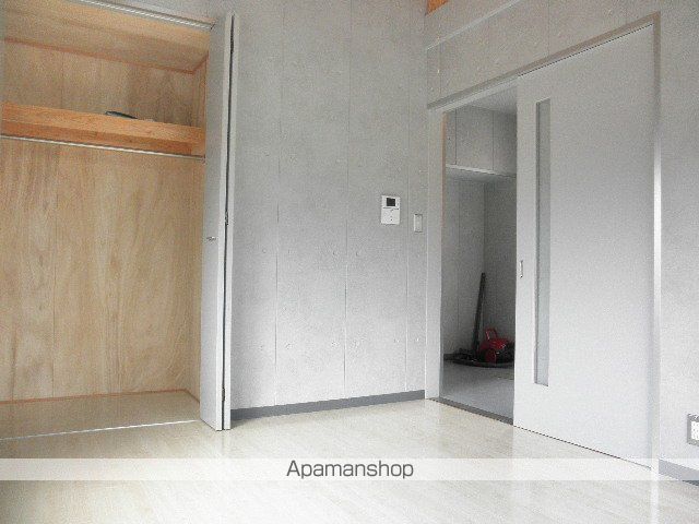 プラグイン関屋大川前の内装写真