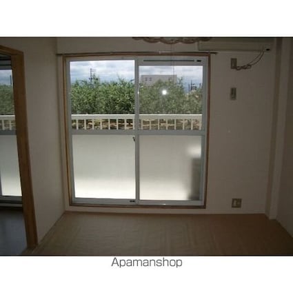 Ｓｕｒｐｌｕｓ　Ｔｗｏ芝間[2DK/44.72m2]のリビング・居間