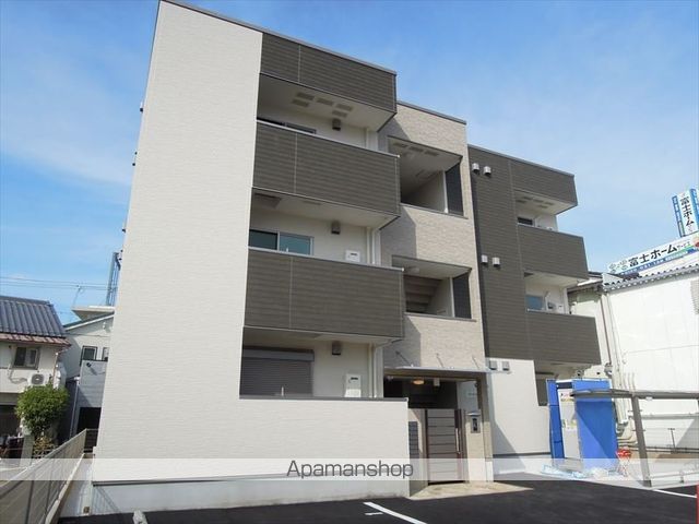 フジパレス岸和田駅北の外観写真