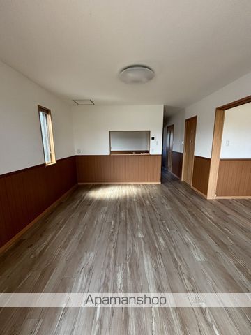 富山地鉄本線 越中荏原駅 徒歩16分 2階建 築12年の内装写真