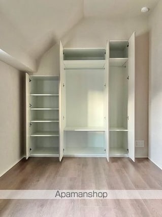 オープンレジデンシア白山[2LDK/60.01m2]の収納