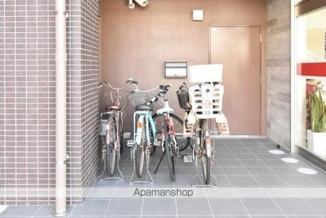 LA POSTE MAISONの外観写真
