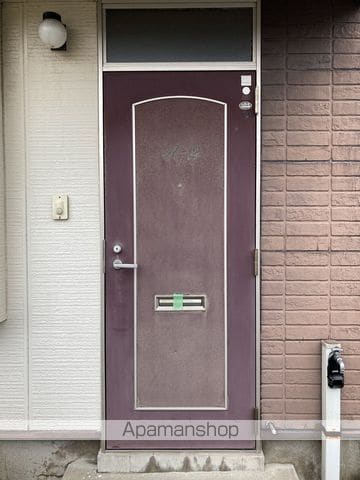 メゾン・ド・アンジェリークA棟の玄関写真