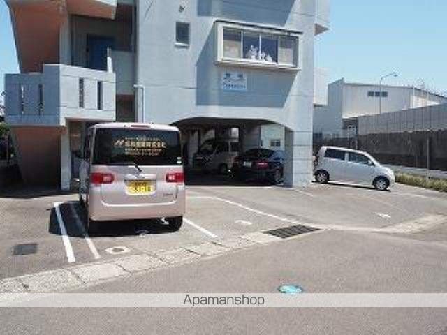 ハーバープレステージの玄関写真
