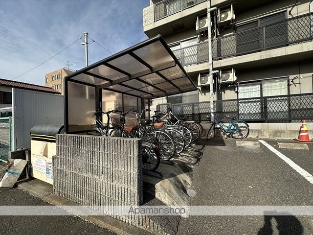 メゾン北里2000の外観写真