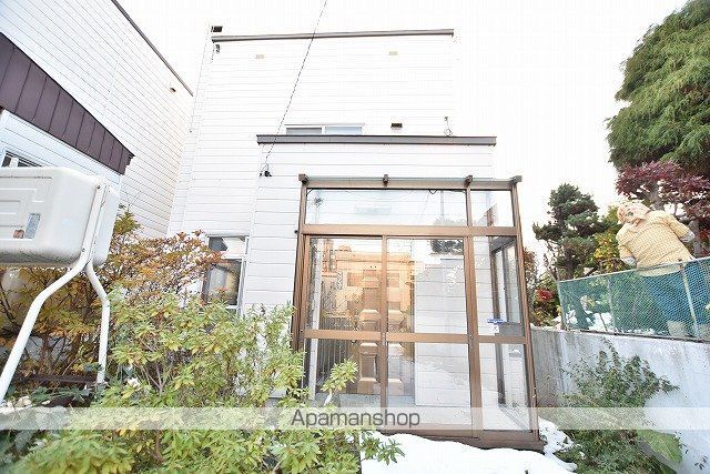 札幌市南北線 北３４条駅 徒歩15分 2階建 築52年の外観写真