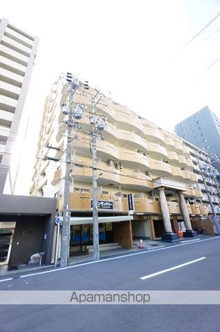 岩井橋ロイヤルハイツの外観写真