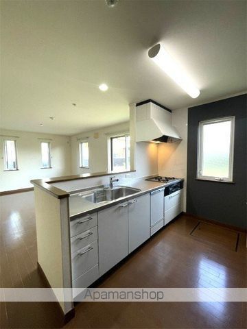 長津田戸建の内装写真