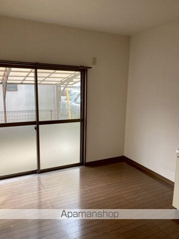 川原ハイツIの内装写真