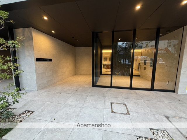ACP RESIDENCE三ノ輪の玄関写真
