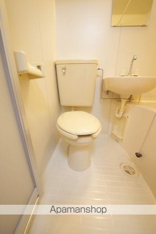 ロイヤルハイツ堀之内の内装写真