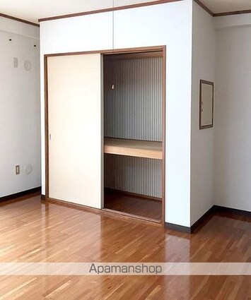 長野県長野市大字長野東町[1R/35.38m2]の収納