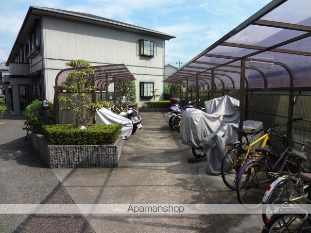 サンビレッジ高田 Bの玄関写真