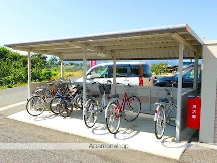 ベルヴィル松代　Ａ[1LDK/48.58m2]の共用部1