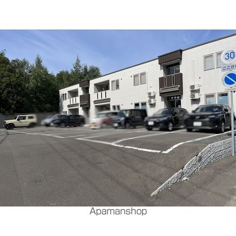 ステラ山下の外観写真