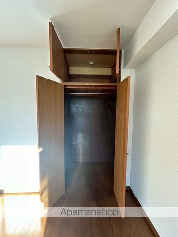 小田急電鉄江ノ島線 鵠沼海岸駅 徒歩1分 4階建 築27年の内装写真