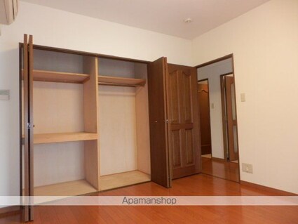 アーバンコート市ヶ谷[2LDK/93.2m2]の収納