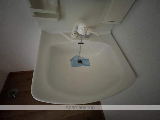ハピネス中畝 Aの内装写真