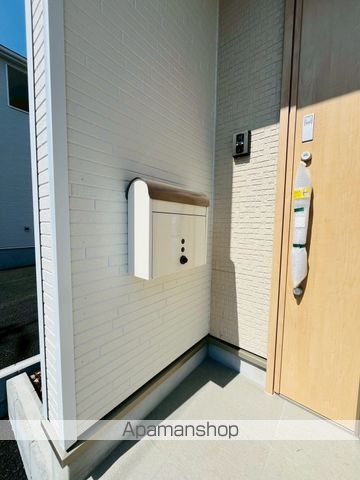 detached 埼玉県久喜市栗橋東５丁目16-23-9

地図を見る