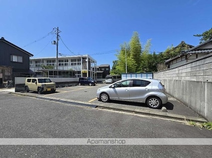 レオパレスふなとやま[1K/19.87m2]の駐車場1