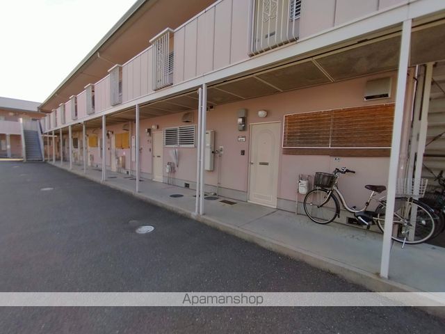 中野ハイツの玄関写真