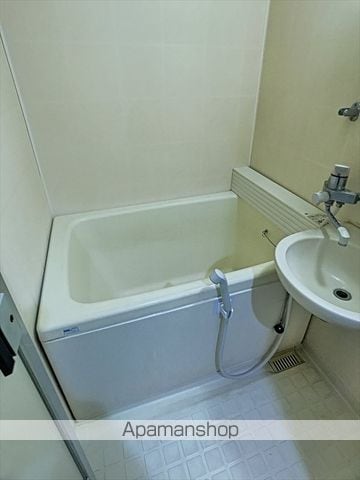 ロイヤル長草の内装写真