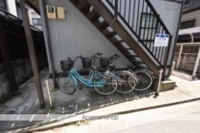 コーポ三愛の玄関写真