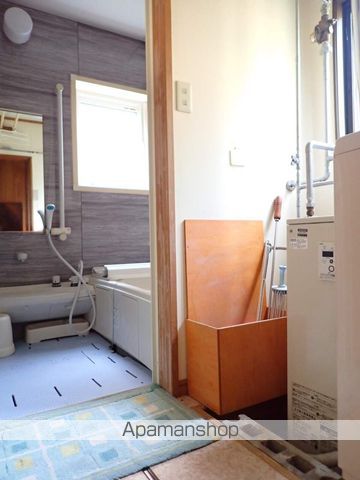 歌志内市 2階建 築46年の内装写真
