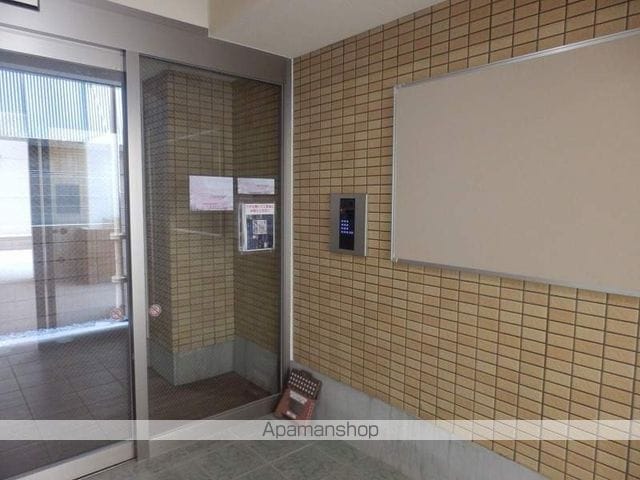 ラヴィエント浅草言問の玄関写真