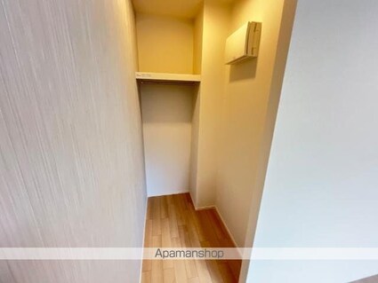 グランディール高屋敷Ｂ棟[1LDK/43.24m2]の収納