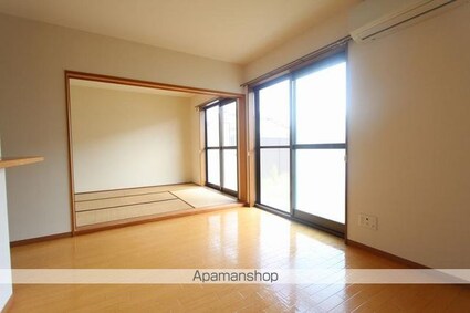 フォブールタウン成合Ｃ棟[2LDK/52.17m2]のリビング・居間